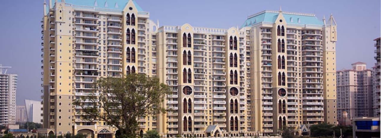 4 BHK in DLF Westend Heights